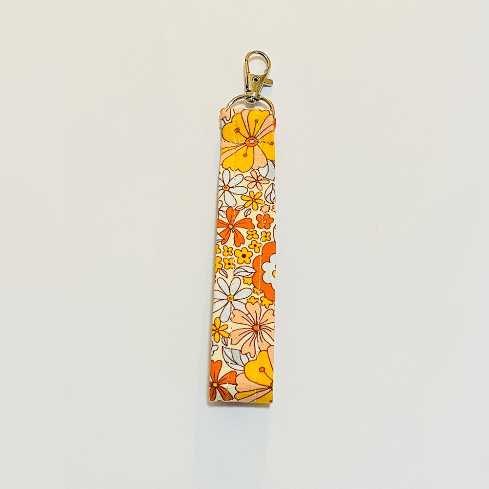 Vintage Style Orange Flower Print Key Chain Wristlet